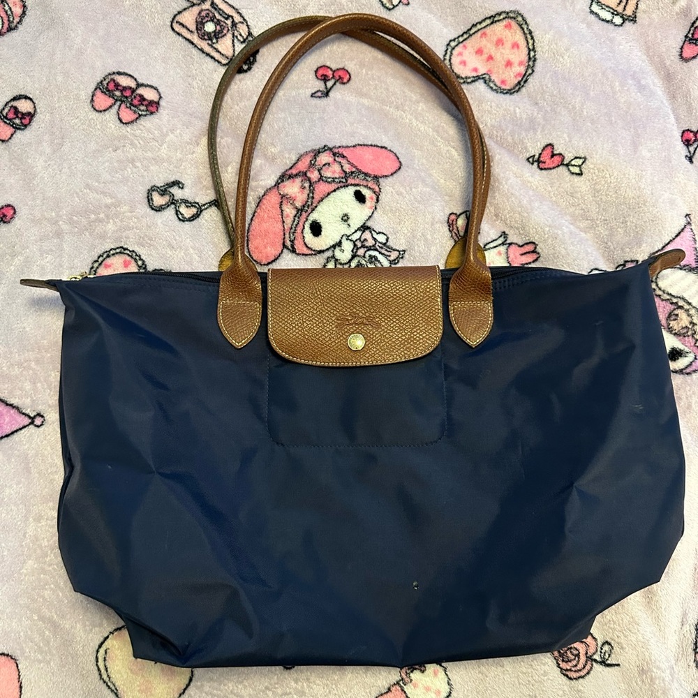 longchamp large navy le pilage
